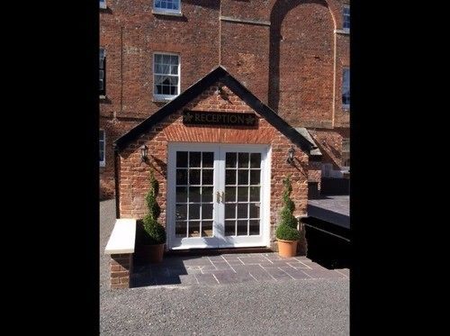 The West Wing At Everleigh Manor Hotel Exterior photo